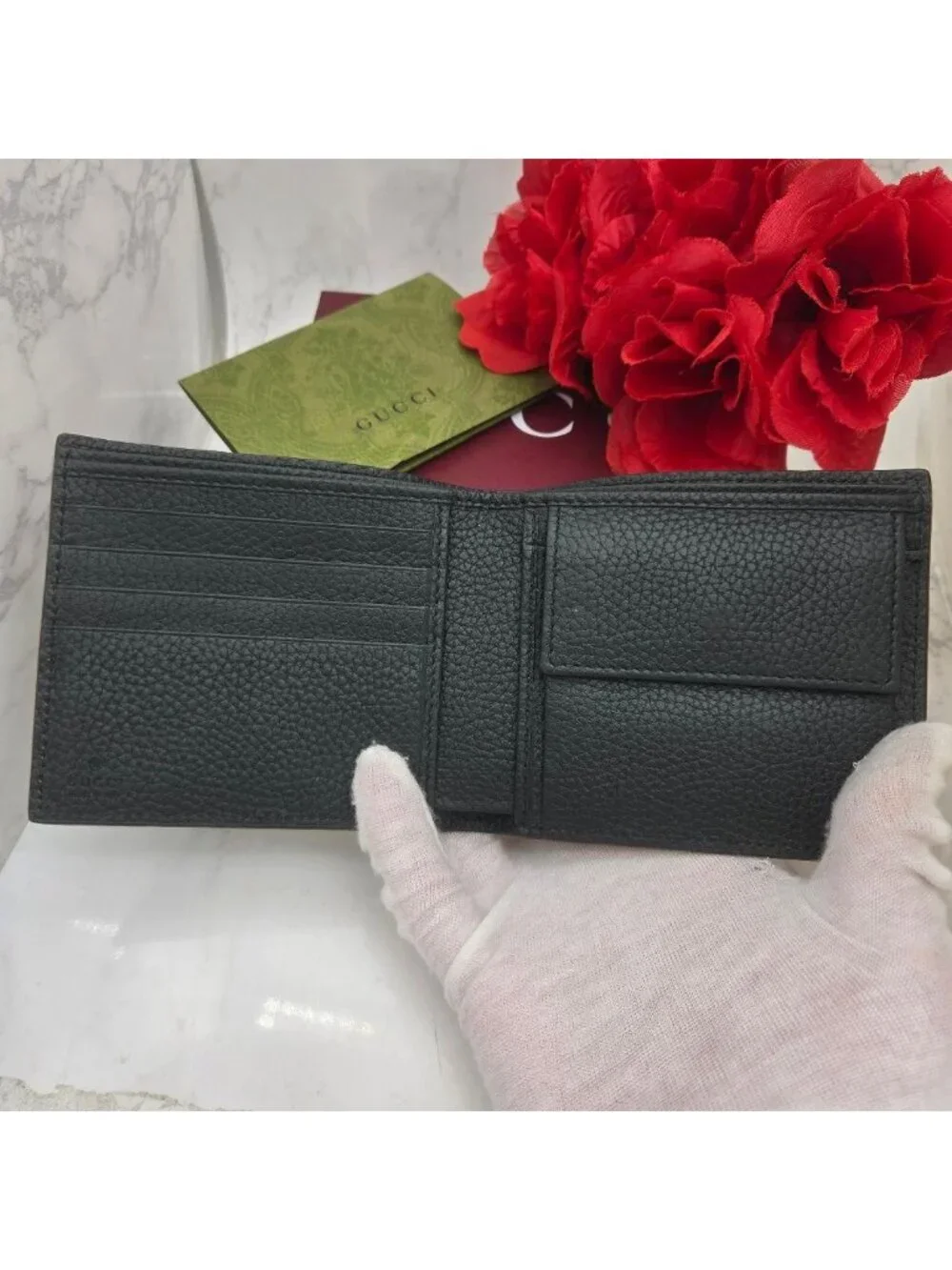 Gucci Logo Bifold Wallet Khaki Green